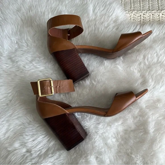 Steve Madden Brown Block Heel Sandals - Picture 9 of 11